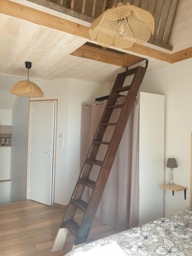 Vakantiehuis Atypique Avec Jacuzzi